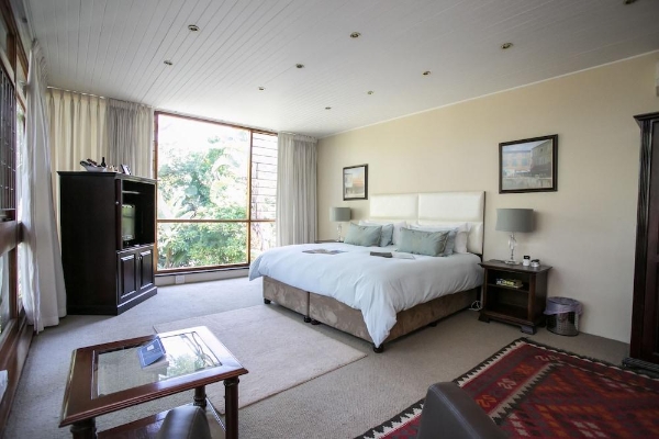 Hotel 18 Burlington B&B and Conference Venue (Newlands)